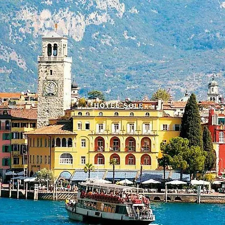 Apartment Bellissimo Per Famiglie, Sport E Business